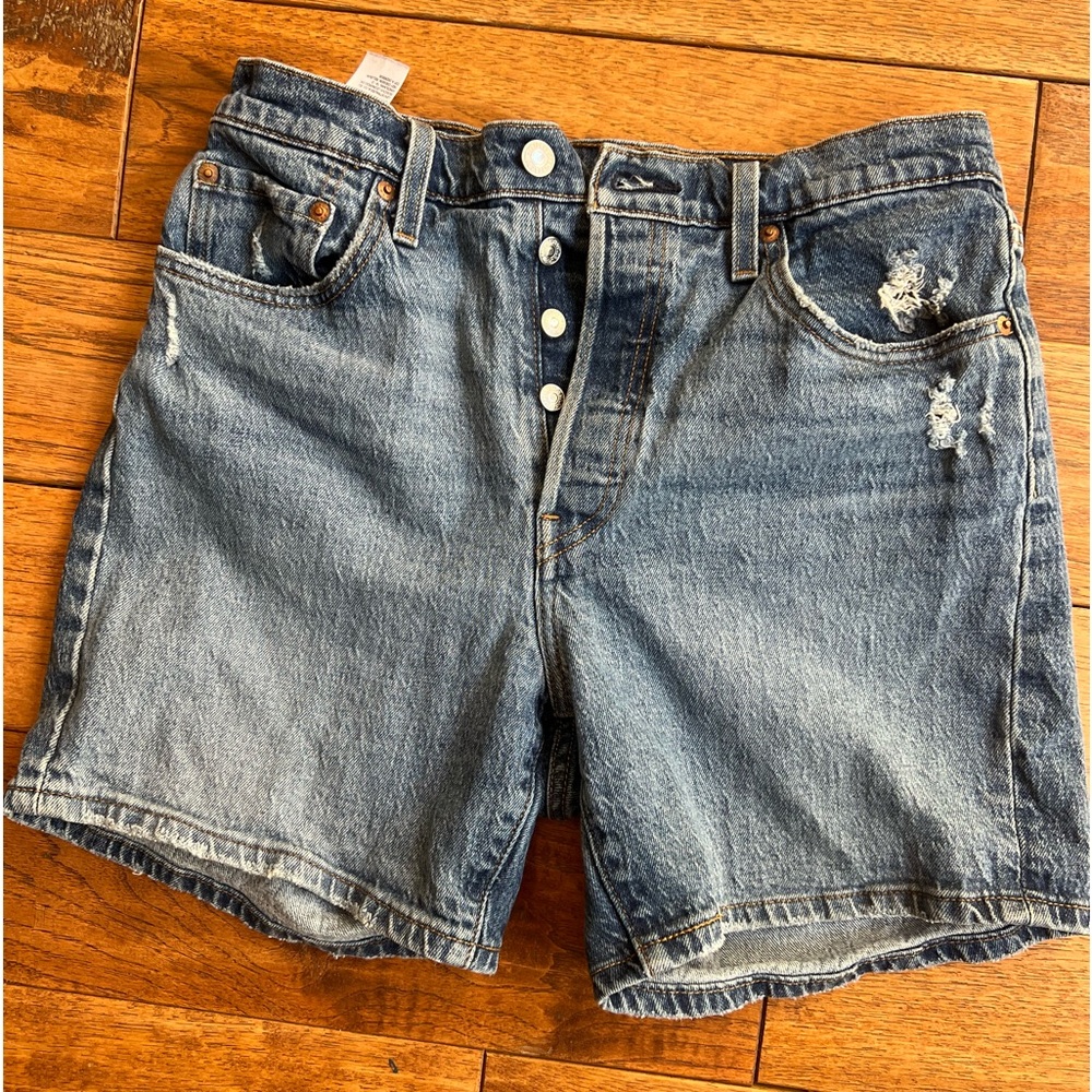 501 Levi shorts